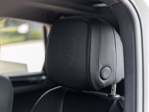 Certified 2026 Porsche Macan AWD/4WD image 27