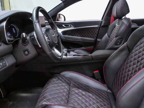 Certified 2022 Genesis G70 3.3T RWD image 9