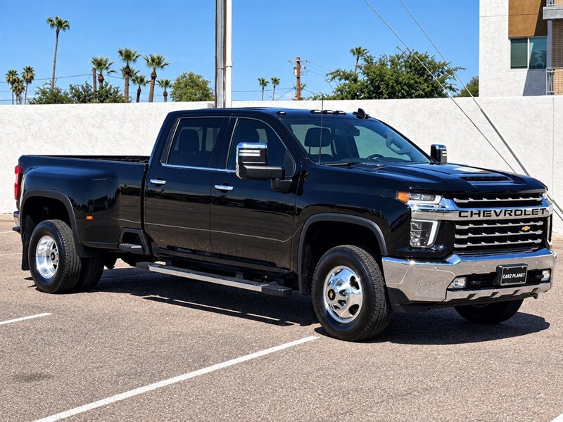 Used 2022 Chevrolet Silverado 3500 LTZ w/ LTZ Texas Edition AWD/4WD image 3
