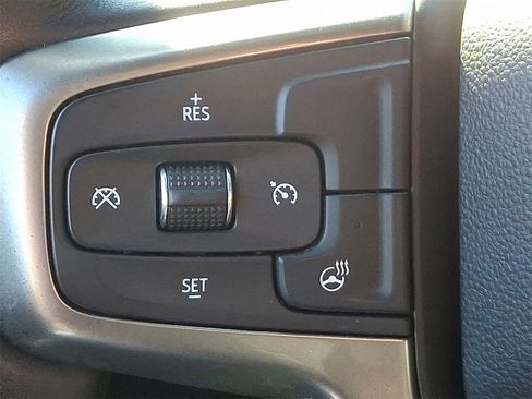 Used 2019 Chevrolet Silverado 1500 RST image 21