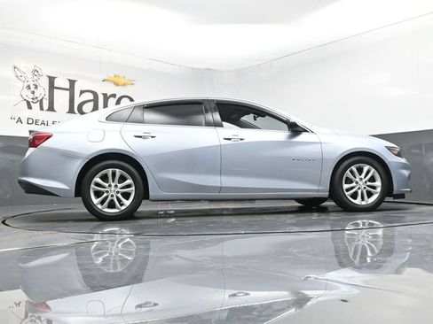 Used 2017 Chevrolet Malibu LT FWD image 50