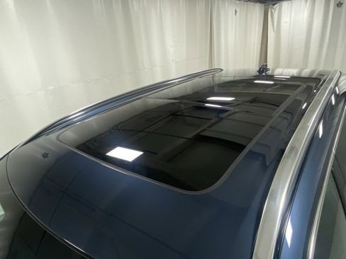 Certified 2025 Volvo XC90 B5 Core image 6