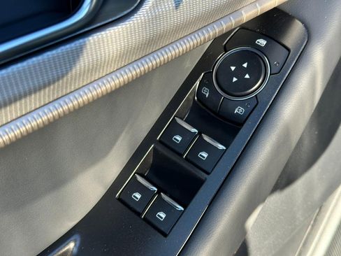 New 2026 Ford Explorer Active w/ Active Comfort Package image 12
