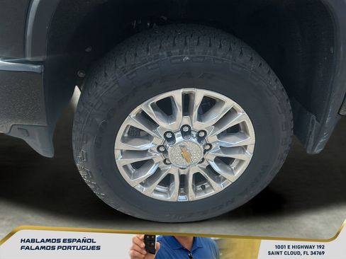 Used 2023 Chevrolet Silverado 2500 High Country AWD/4WD image 36