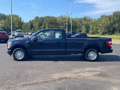 Used 2022 Ford F150 XL RWD image 2