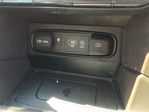Used 2020 Hyundai Santa Fe SEL w/ Convenience Package AWD/4WD image 19