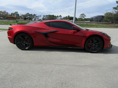Used 2024 Chevrolet Corvette Z06 image 4