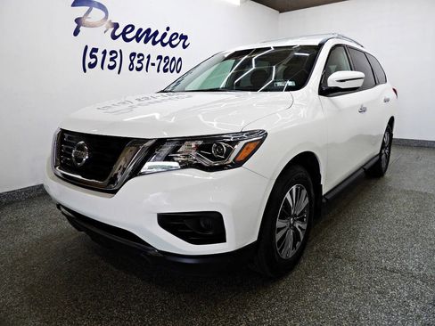 Used 2020 Nissan Pathfinder S AWD/4WD image 1
