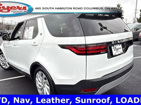 Used 2024 Land Rover Discovery S image 9