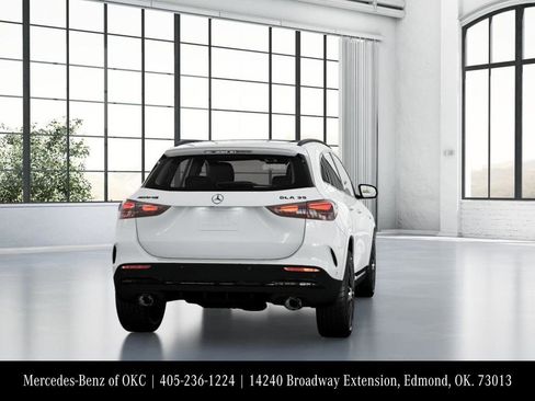 New 2026 Mercedes-Benz GLA 35 AMG 4MATIC image 24