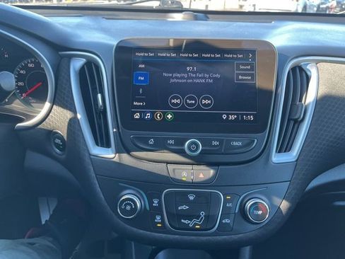 Used 2024 Chevrolet Malibu LS image 18