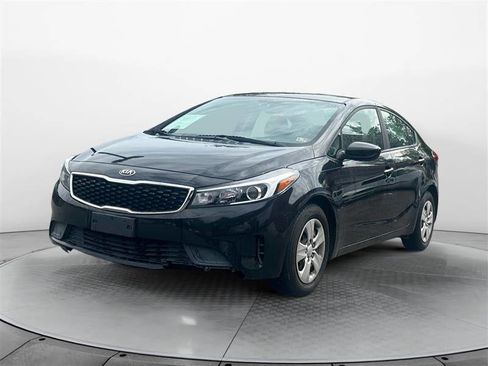 Used 2017 Kia Forte LX image 1