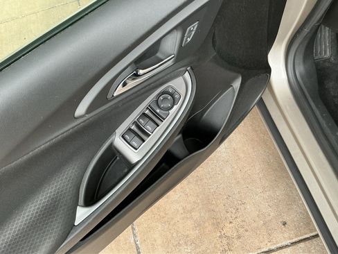 Used 2022 Chevrolet Malibu LS image 15