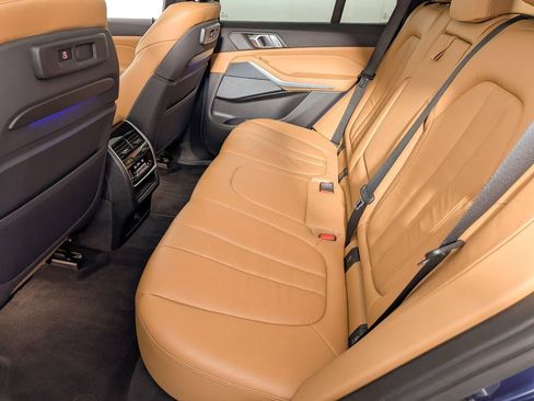 Used 2019 BMW X5 xDrive50i w/ M Sport Package image 45