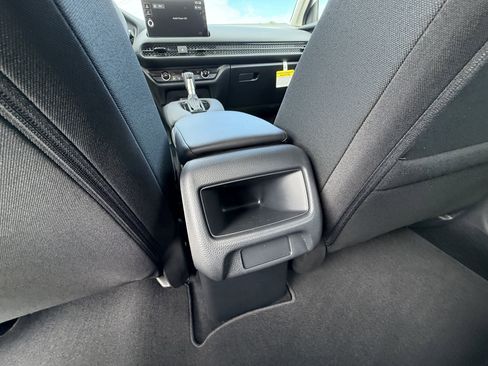 New 2026 Honda HR-V LX image 31