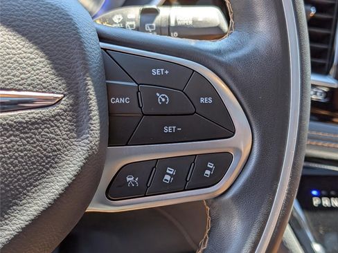 Used 2021 Chrysler Pacifica Pinnacle AWD/4WD image 31