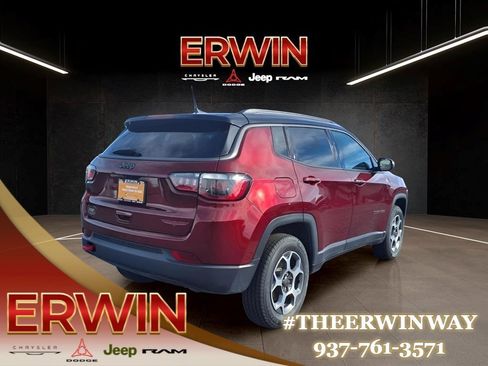 Certified 2022 Jeep Compass Trailhawk AWD/4WD image 3