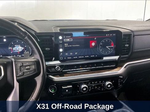 Used 2022 GMC Sierra 1500 Elevation AWD/4WD image 13