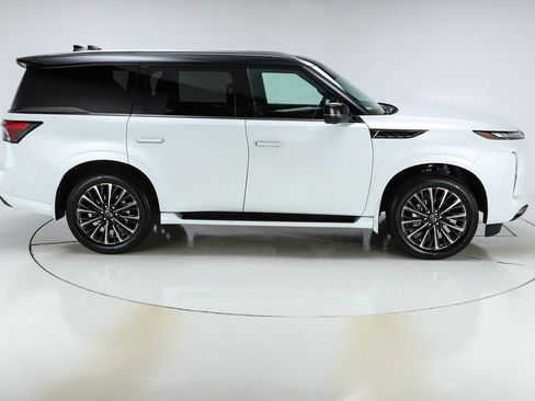 New 2026 INFINITI QX80 Autograph w/ Premium Cargo Package AWD/4WD image 10