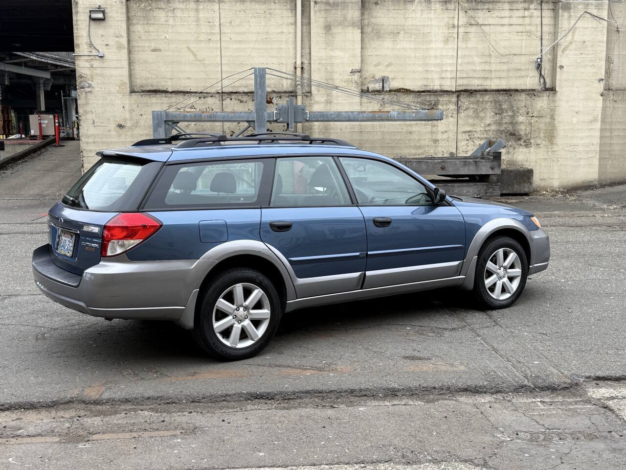 Used 2009 Subaru Outback 2.5i Special Edition AWD/4WD image 49