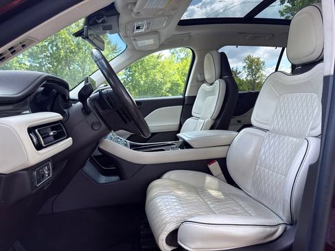 Used 2021 Lincoln Aviator Black Label w/ Dynamic Handling Package AWD/4WD image 2