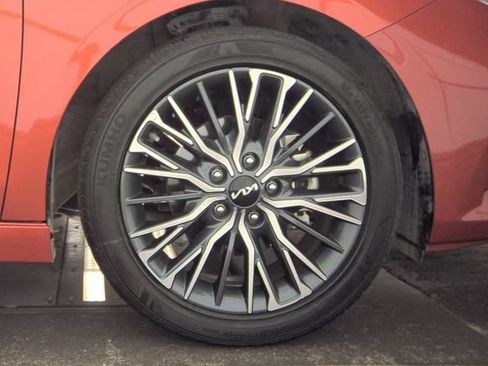 Certified 2023 Kia Forte GT-Line w/ GT-Line Premium Package FWD image 14