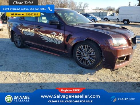 Used 2014 Chrysler 300 C image 5