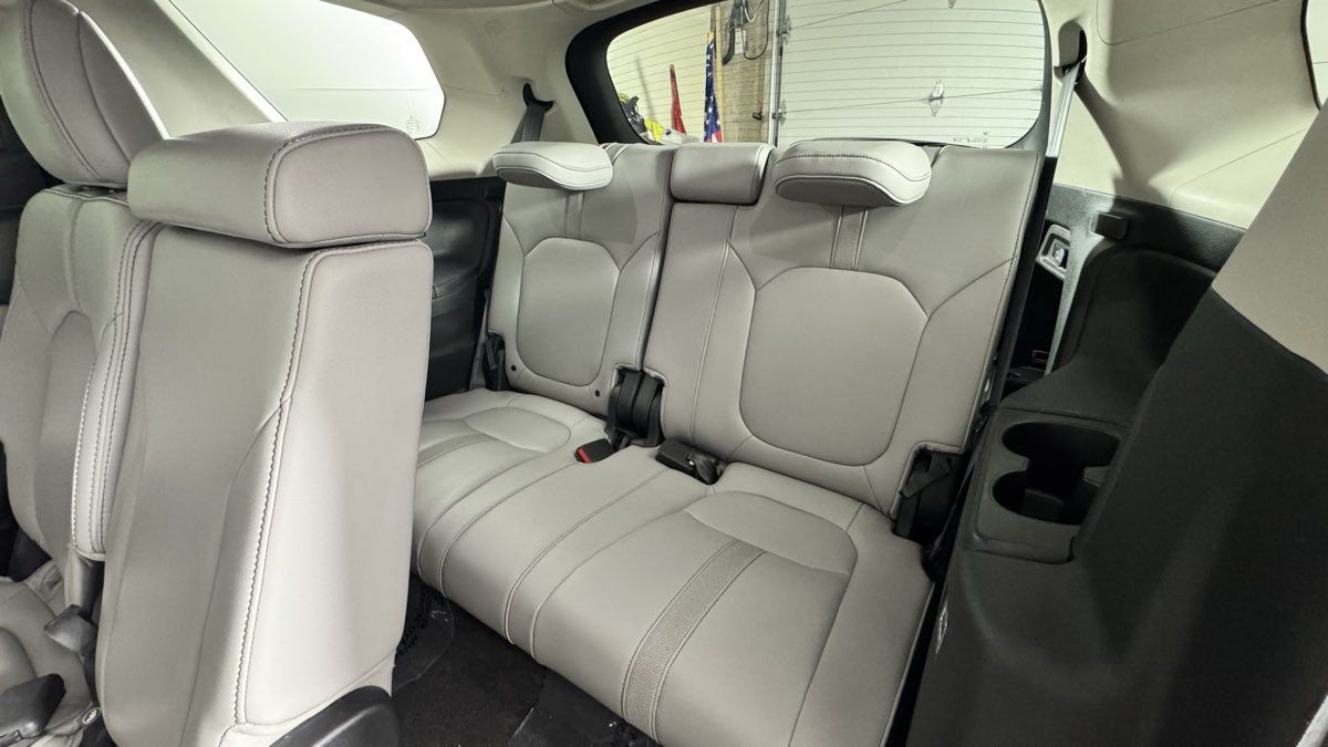 Used 2023 Honda Pilot EX-L image 31