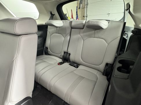 Used 2023 Honda Pilot EX-L image 31