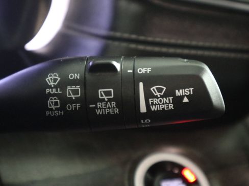 Used 2025 Jeep Grand Cherokee L Limited w/ Trailer Tow Package image 33