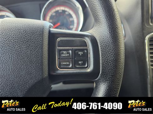 Used 2018 Dodge Grand Caravan SE w/ UConnect Hands-Free Group image 27