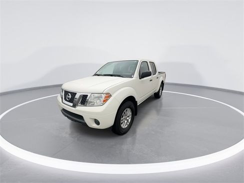 Used 2019 Nissan Frontier SV image 4