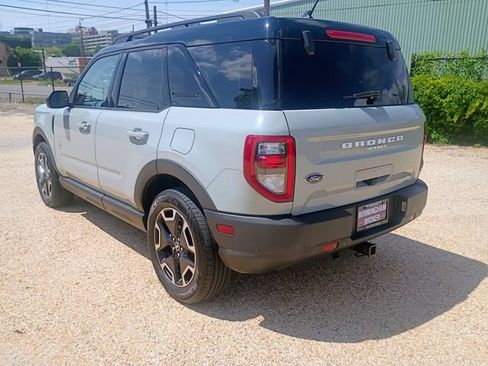 Used 2021 Ford Bronco Sport Outer Banks w/ Outer Banks Package AWD/4WD image 8