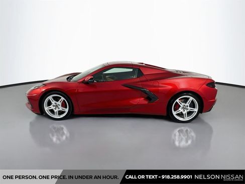 Used 2021 Chevrolet Corvette Stingray Preferred Conv w/ Battery Protection Package RWD image 8