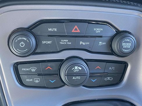 Certified 2023 Dodge Challenger R/T w/ Plus Package image 35