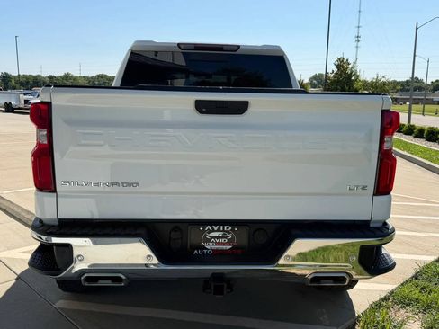 Used 2020 Chevrolet Silverado 1500 LTZ AWD/4WD image 5