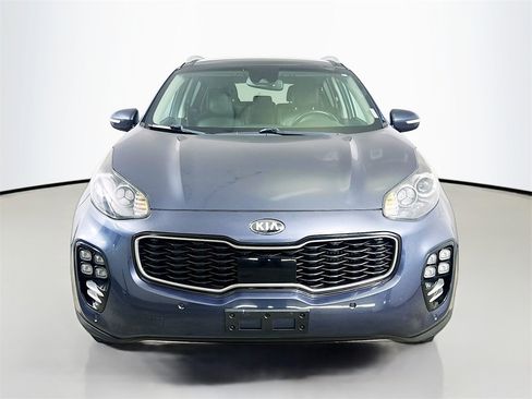 Used 2017 Kia Sportage SX image 2