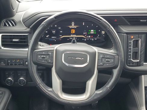 Used 2023 GMC Yukon Denali w/ Denali Reserve Package image 29