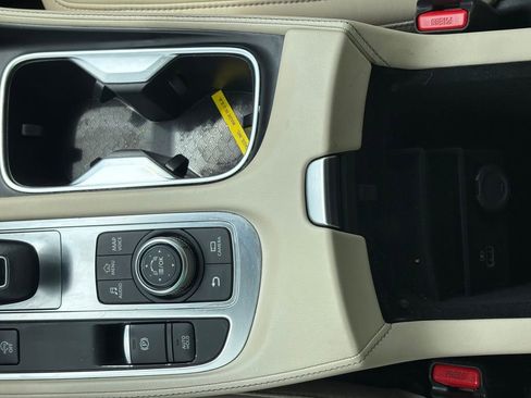 Used 2023 INFINITI QX60 Sensory w/ Vision Package AWD/4WD image 32