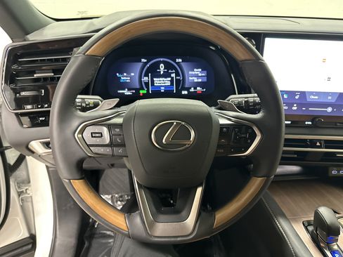Used 2025 Lexus RX 350h w/ Accessory Package (Z1) AWD/4WD image 18