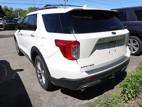 Used 2023 Ford Explorer Limited w/ Limited Technology Package AWD/4WD image 4