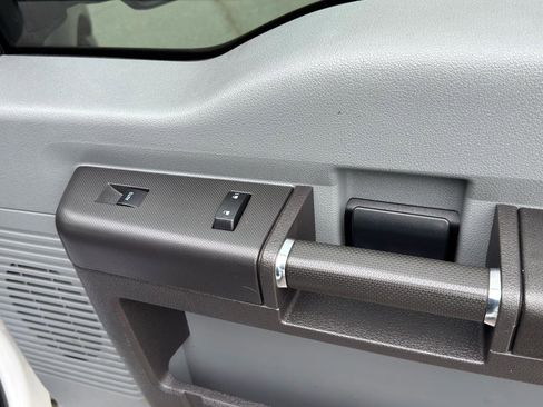 Used 2015 Ford F250 XL w/ Power Equipment Group image 37