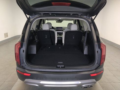 Used 2022 Kia Telluride S AWD/4WD image 29