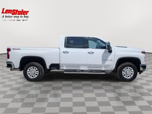Used 2024 Chevrolet Silverado 2500 LTZ AWD/4WD image 6