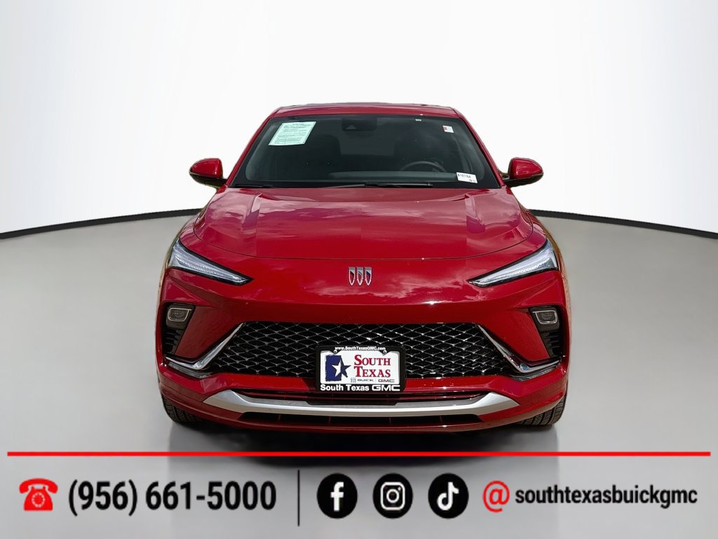 Used 2026 Buick Envista Sport Touring FWD image 2