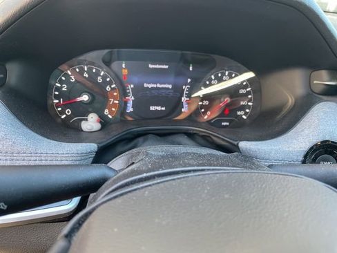 Used 2022 Jeep Compass Latitude w/ Sun and Sound Group AWD/4WD image 9