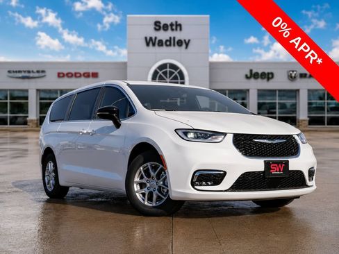 New 2026 Chrysler Pacifica Select FWD image 56
