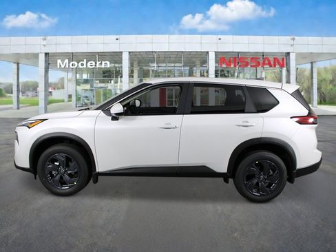New 2026 Nissan Rogue SV FWD image 2