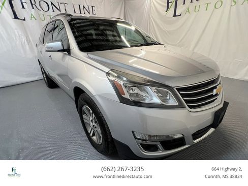 Used 2016 Chevrolet Traverse LT FWD image 1