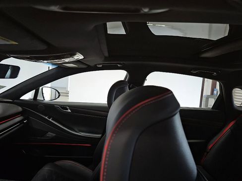 Used 2025 Genesis G80 3.5T Sport Prestige image 6